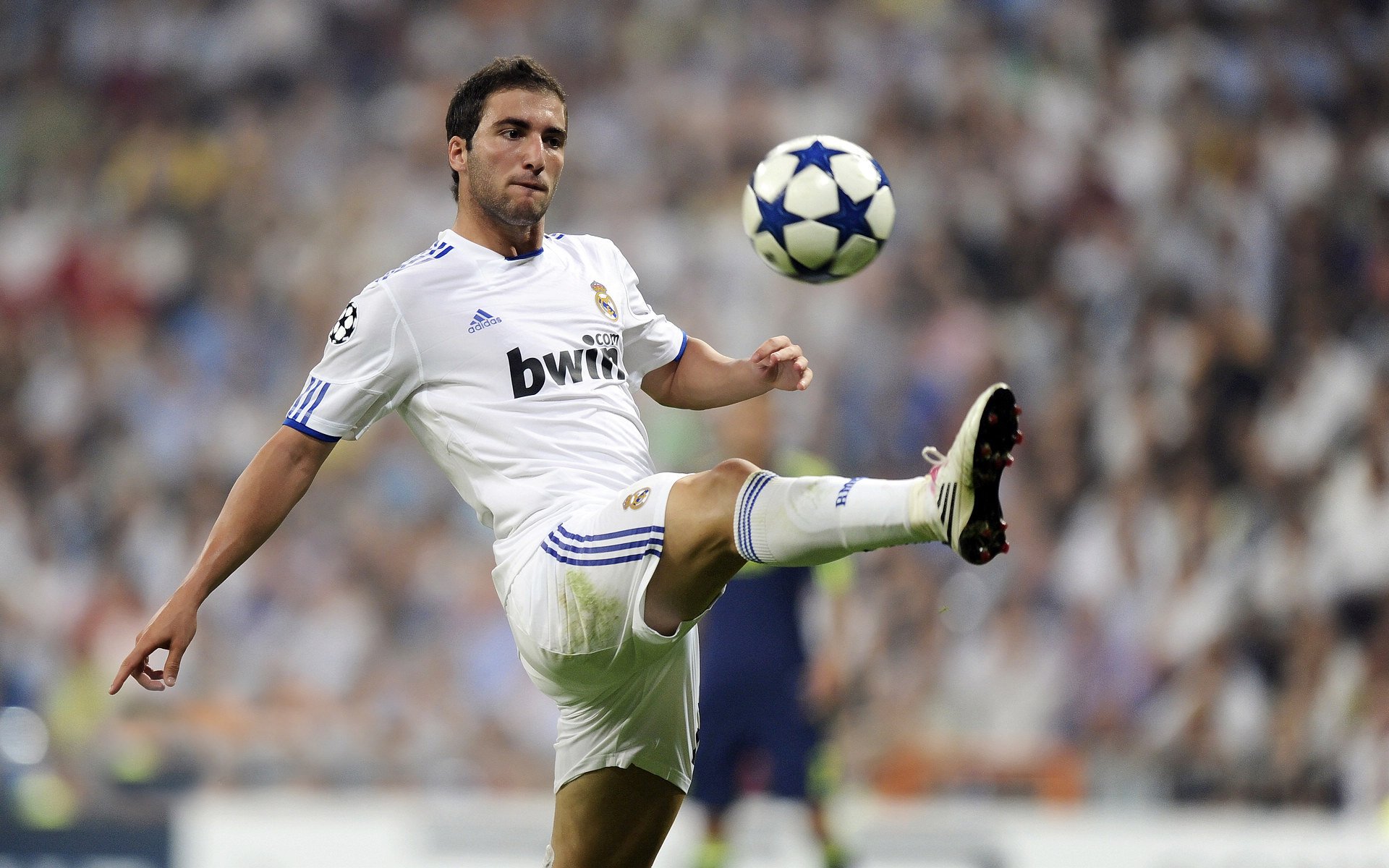 kaiyun sports-备战即将开启，女足比赛球队训练出色，女足技术